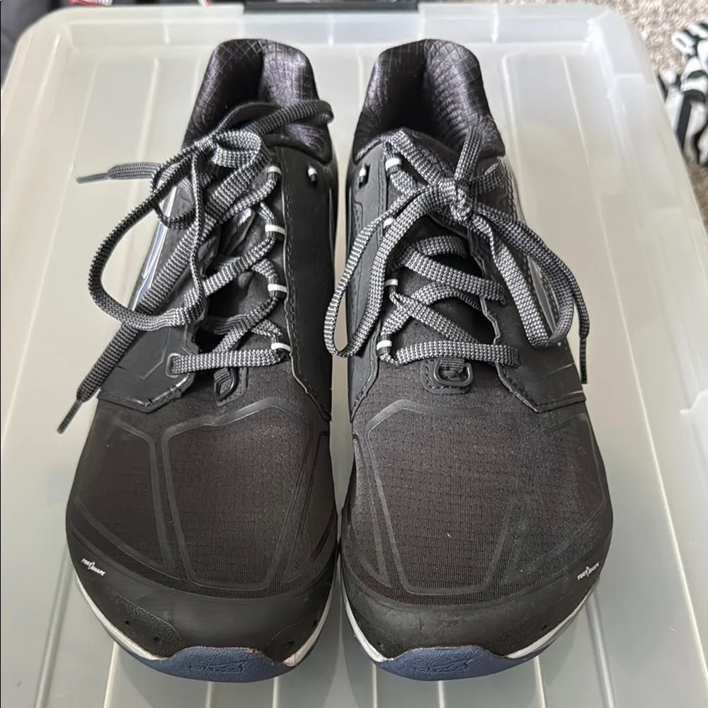 Alta Superior 4 women’s trail running shoes. Size 11 - Picture 2 of 6